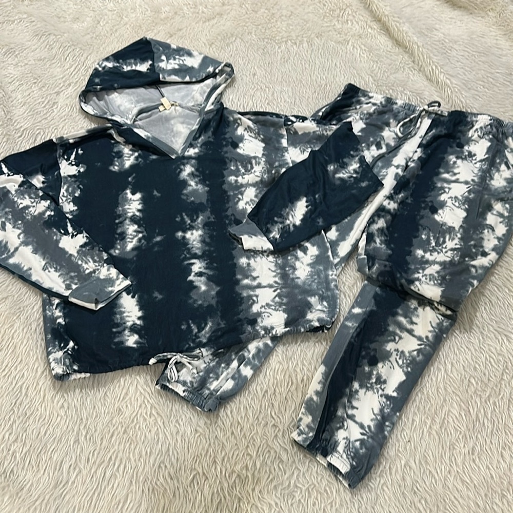 Come Blu blue tie dye hoodie top and pants lounge set size large